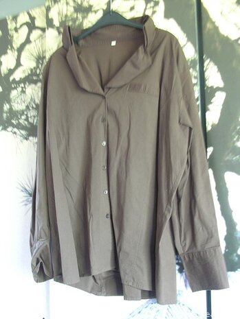 Blouse, maat 56